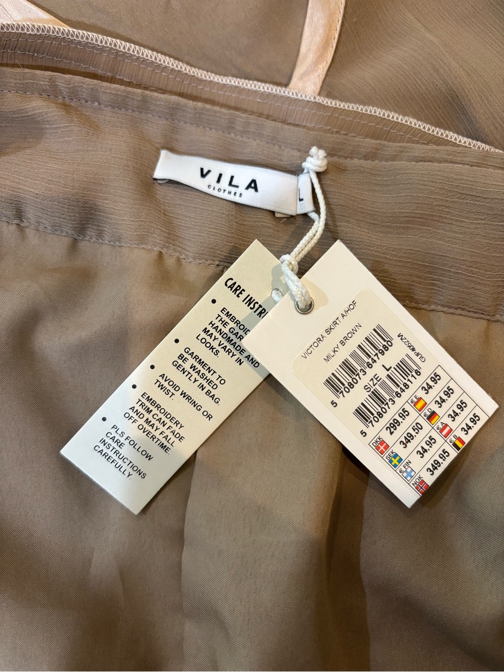 Danish brand Vila.